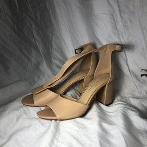 Jessica Simpson nude heeled sandals
